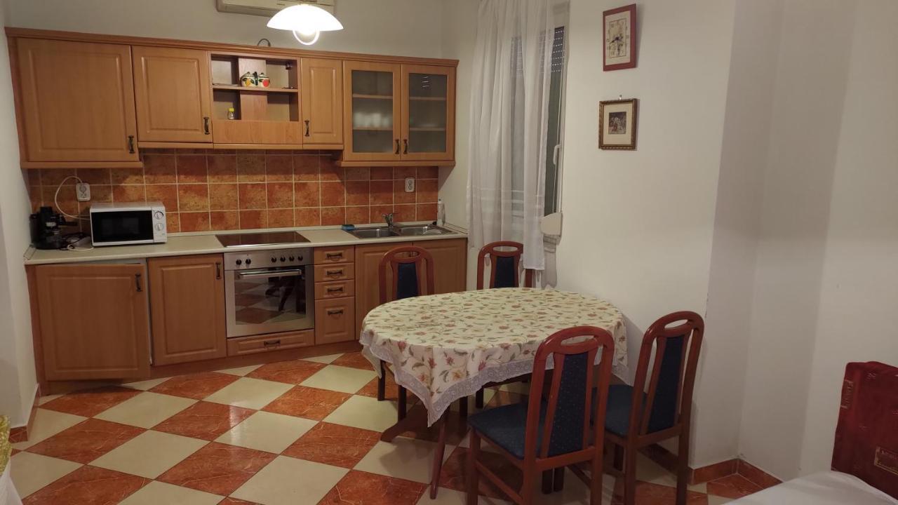 Apartamento Árnyas Balatonlelle Exterior foto